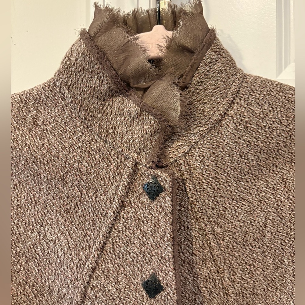 Elie Tahari Erdan Virgin Wool Reversible Jacket - Picture 6 of 16